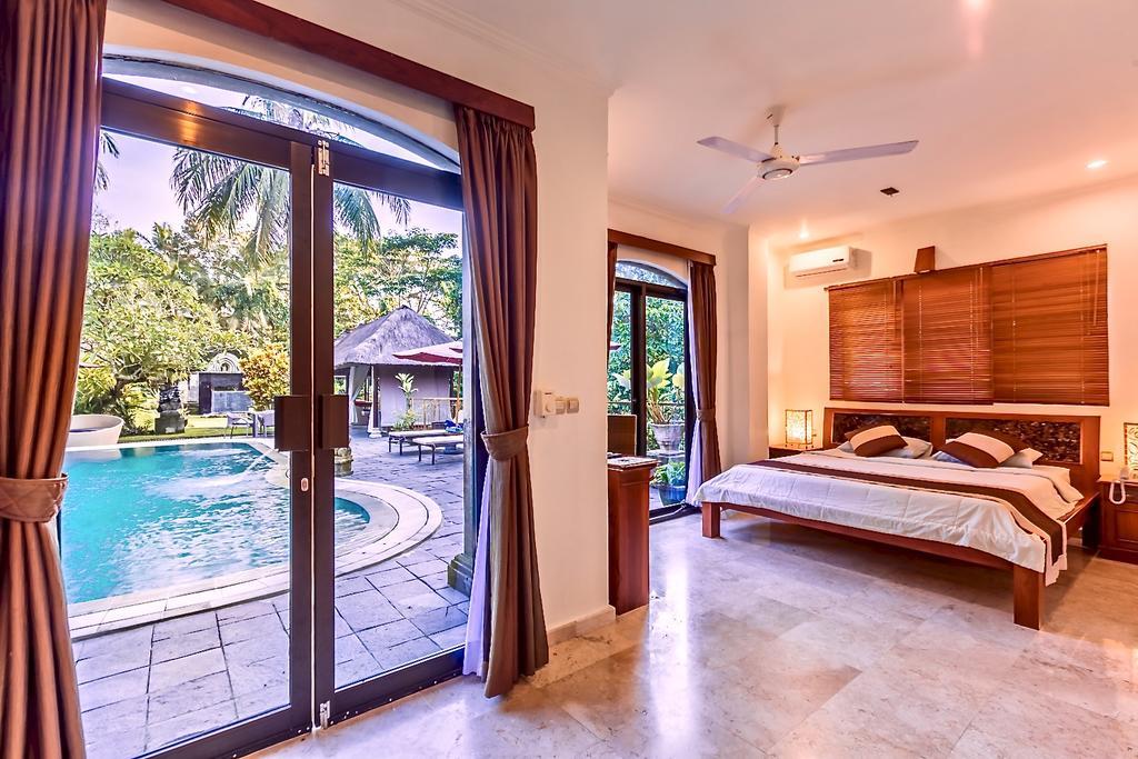 Hotel Villa Ubud エクステリア 写真