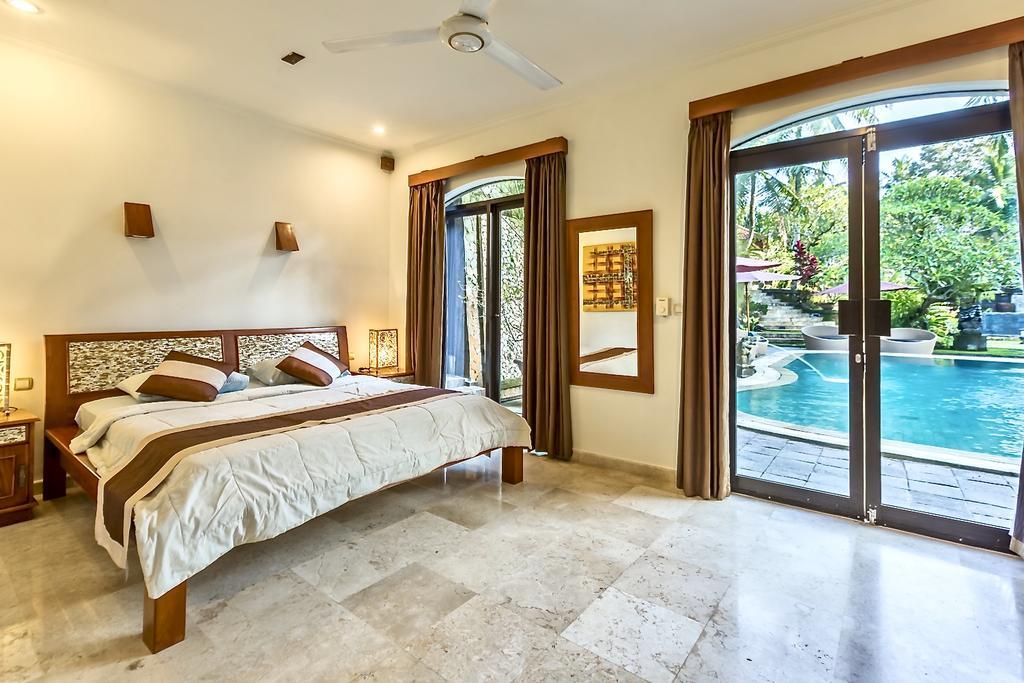 Hotel Villa Ubud エクステリア 写真