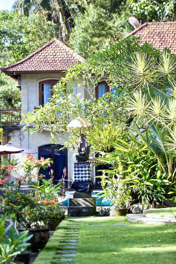 Hotel Villa Ubud エクステリア 写真